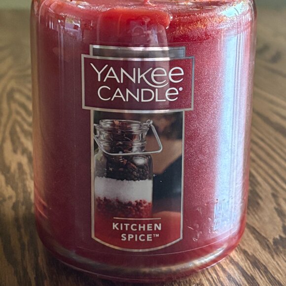Kitchen Spice Yankee Candle Large Jar Candle, NWT - Picture 3 of 7